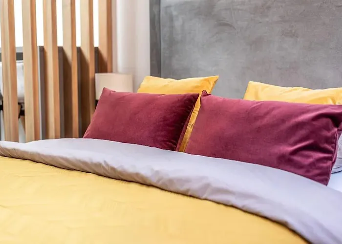 In Oldtown #f Butas *